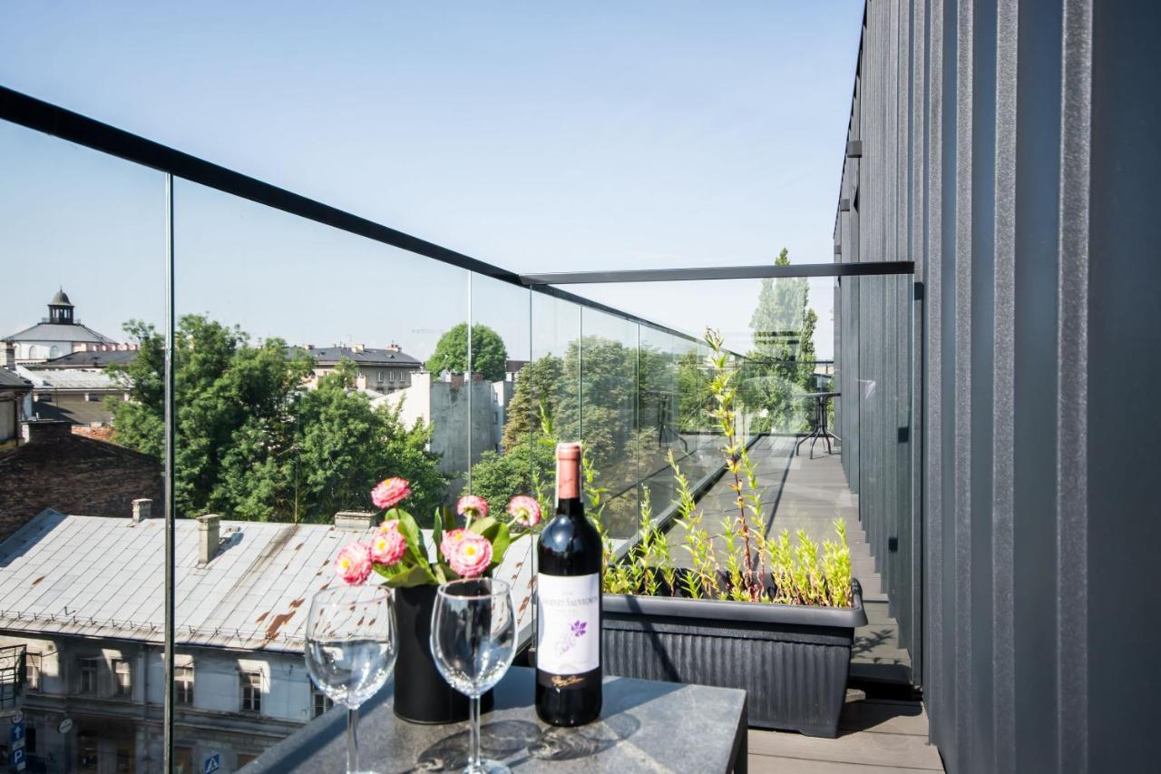 Central Balcony Apartment - Window On Cracow คราคูฟ ภายนอก รูปภาพ